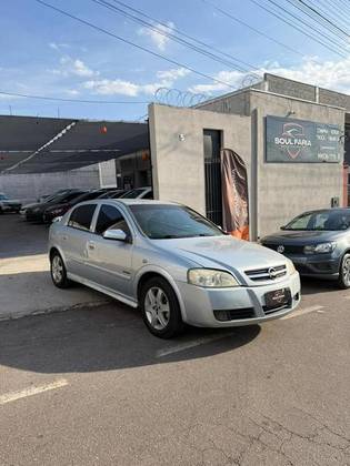 CHEVROLET ASTRA 2.0 MPFI ADVANTAGE 8V FLEX 4P MANUAL